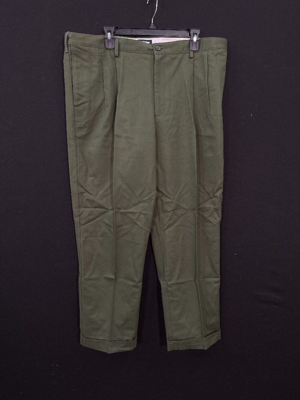Lands' End Men's Pleated Comfort Waist Chinos Forest Green 40x31 Cuffed NWOT
